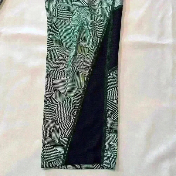 Nike Dri- FIT Leggings - Picture 9 of 16